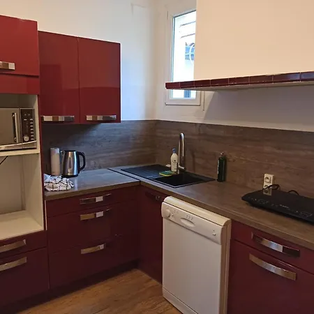 Apartment T2 Saint Cyprien 40m2 Independant, Quartier Sympa, 1er Etage Sur 2, Terrasse Toulouse